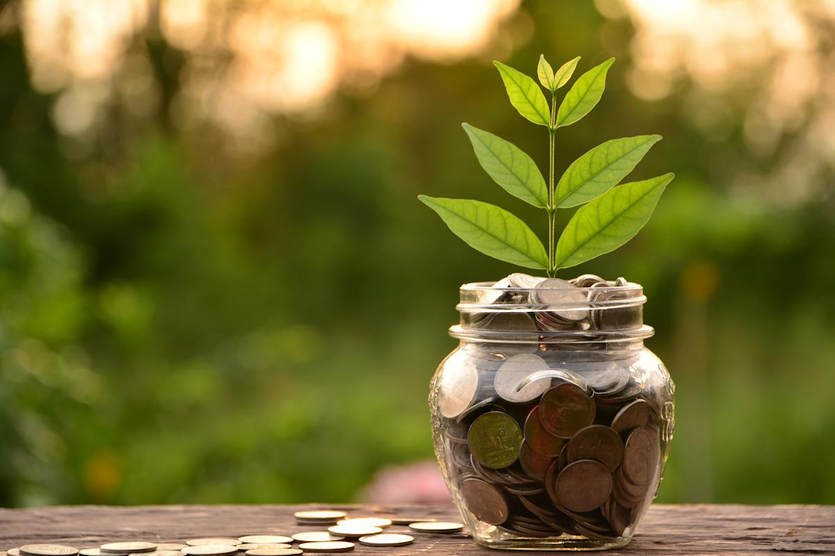 5 easy ways to boost your savings this spring